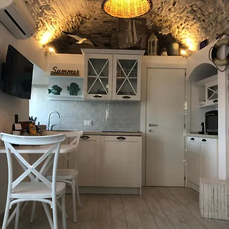 Kambusa - Mono Fronte Mare Santo Stefano al Mare Buitenkant foto